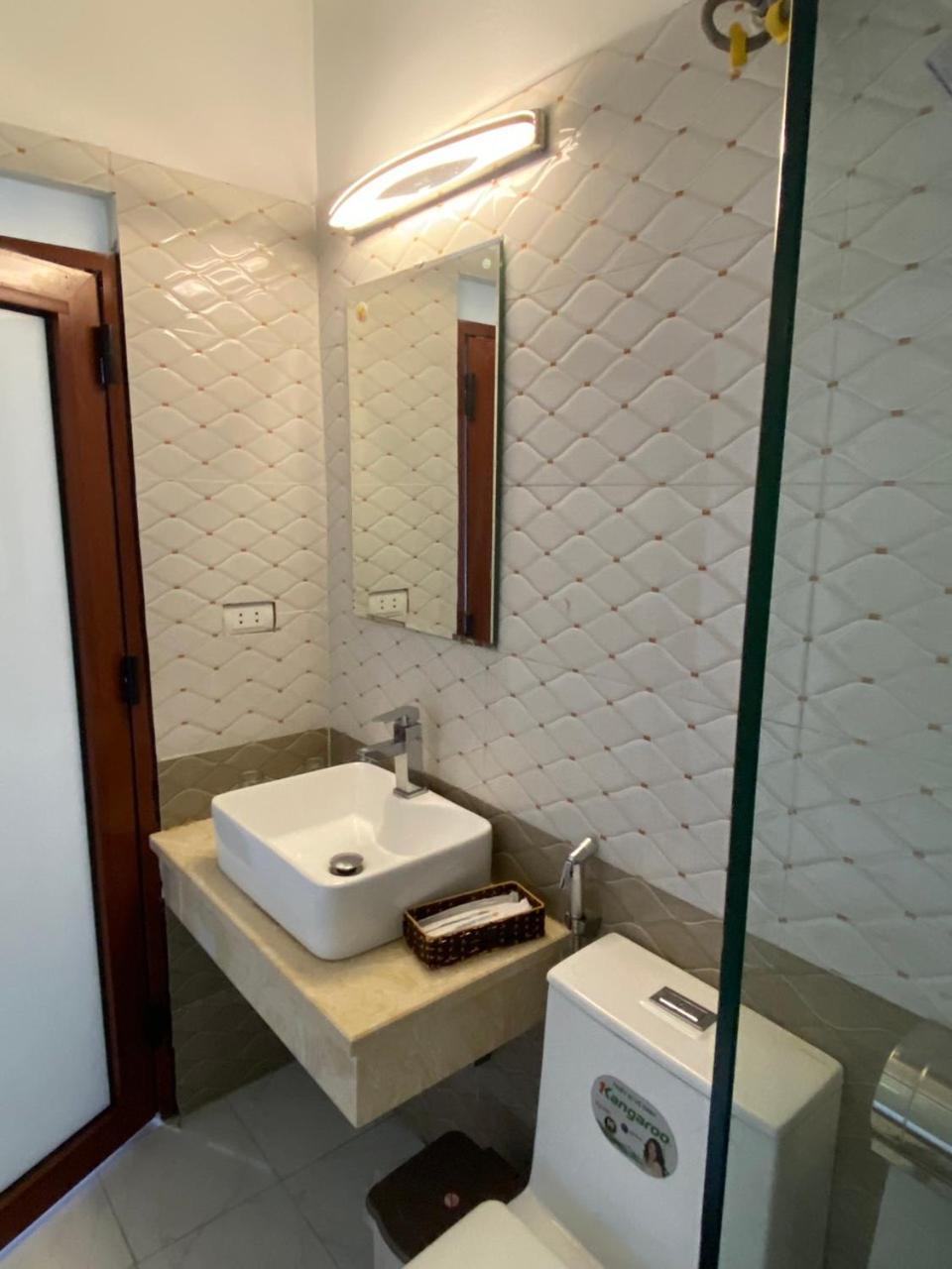 Luxury Airport Hotel Travel Нойбай Экстерьер фото